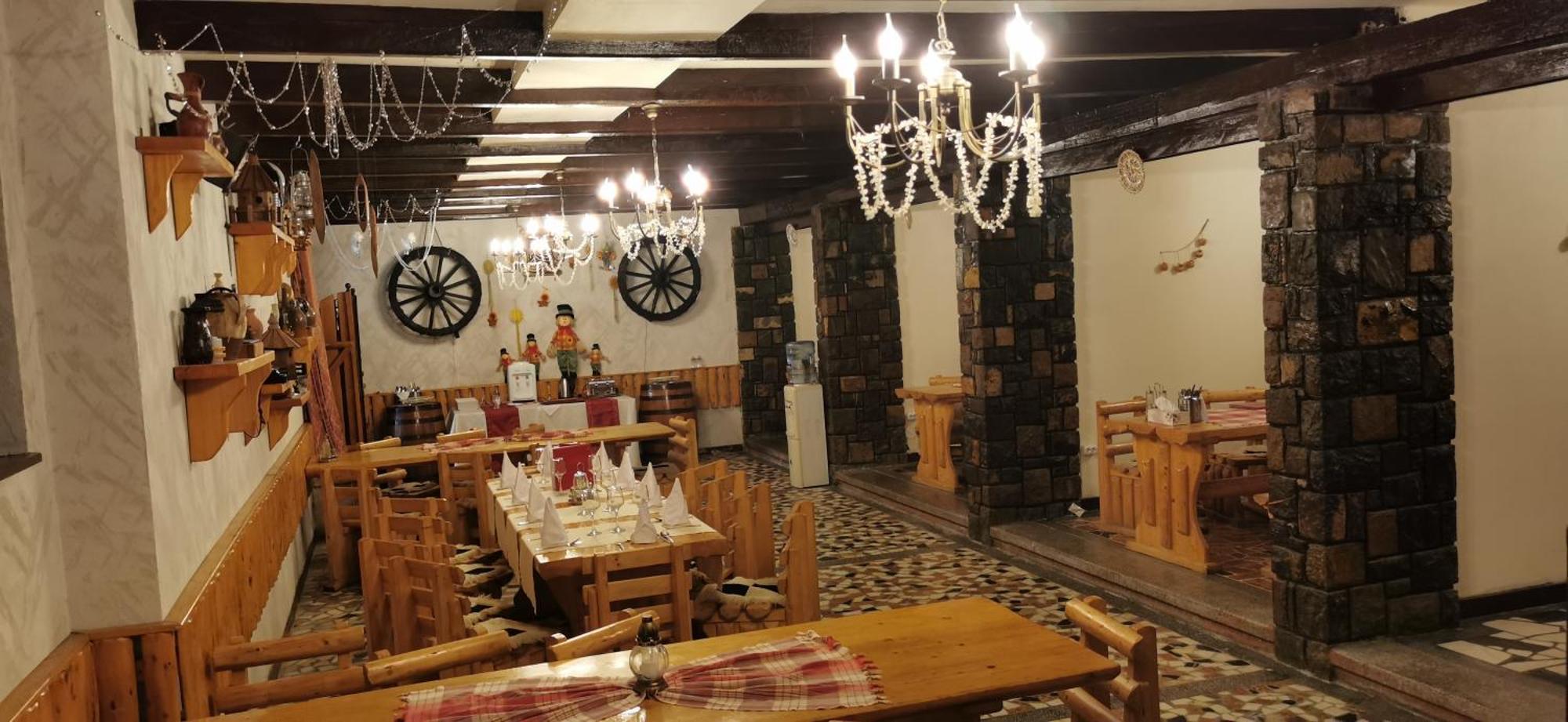 Hanul Izvorul Rece Sinaia Exterior foto
